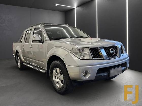 NISSAN FRONTIER 2.5 SEL 4X4 CD TURBO ELETRONIC DIESEL 4P AUTOMÁTICO NISSAN FRONTIER 2.5 SEL 4X4 CD TURBO ELETRONIC DIESEL 4P AUTOMÁTICO